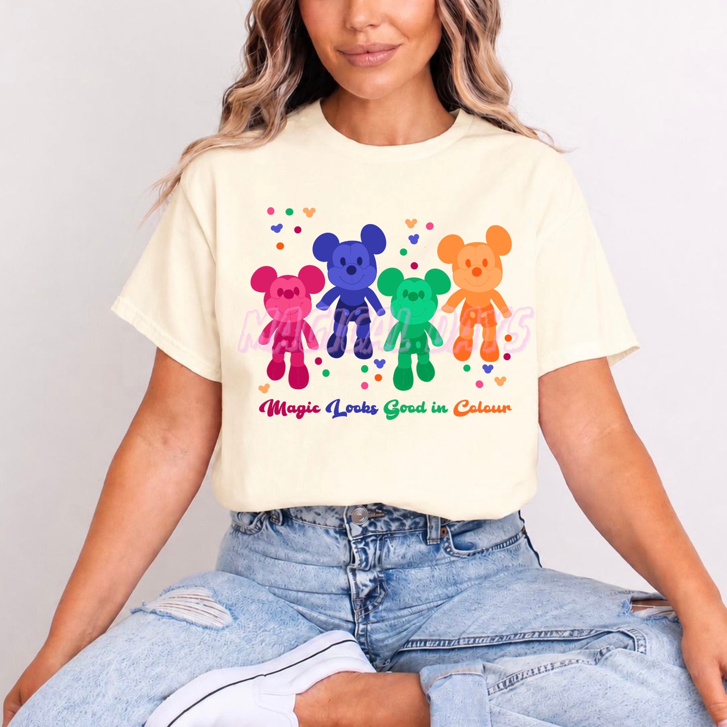 MICKEY MAGIC LOOKS GOOD IN COLOUR T.SHIRT